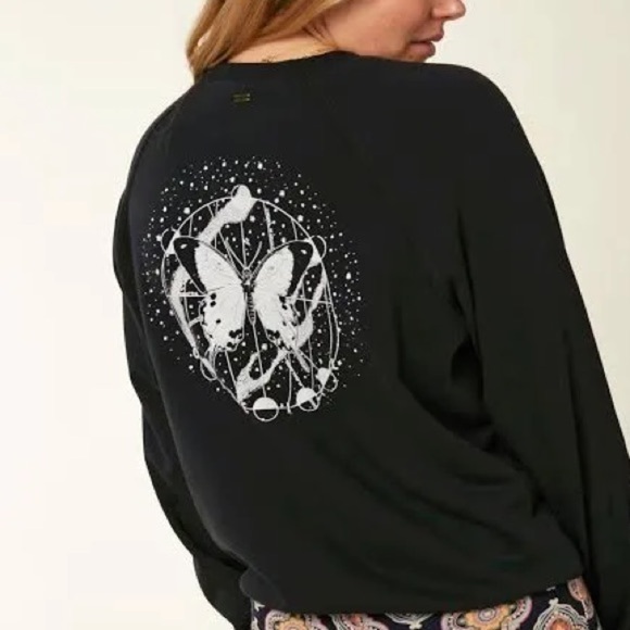 O'NEIL Women's
Seaspray Pullover
Sweatshirt - Picture 6 of 7